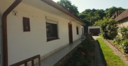 Dorfhaus mit großem Obstgarten in ruhiger Lage bei Bonyhád (Ungarn)