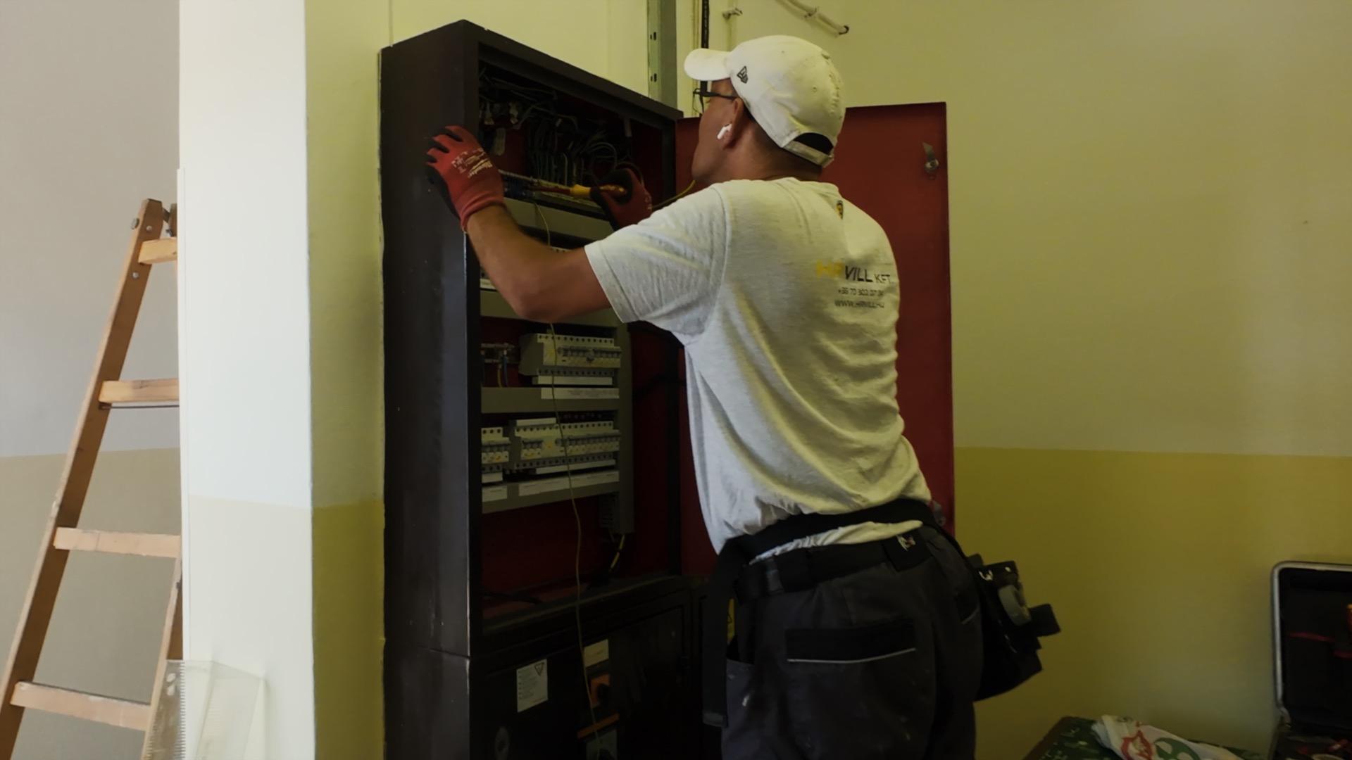 Bau-General-Unternehmer - Havasi Róbert Logo